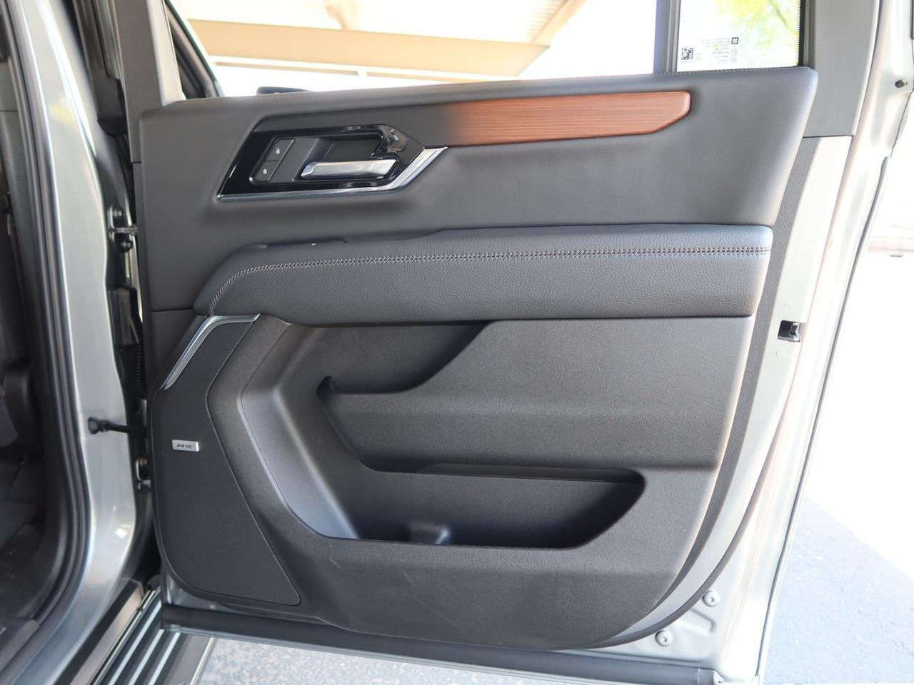 2025 GMC Yukon XL Denali 4WD Only 21k Miles 1-Owner Scottsdale AZ