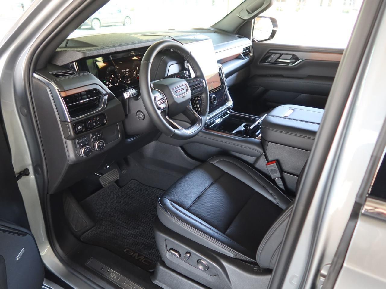 2025 GMC Yukon XL Denali 4WD Only 21k Miles 1-Owner Scottsdale AZ