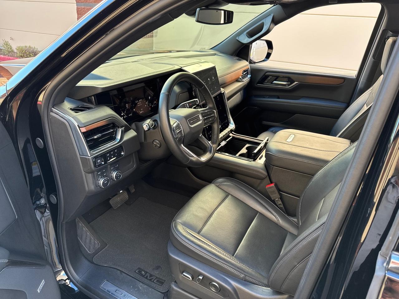 2025 GMC Yukon XL Denali 4WD Scottsdale AZ