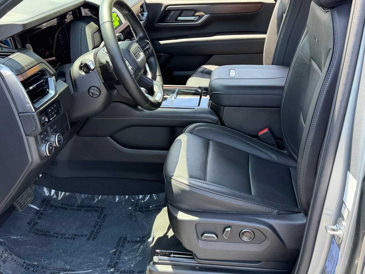 2025 GMC Yukon XL Denali Denali Irving TX