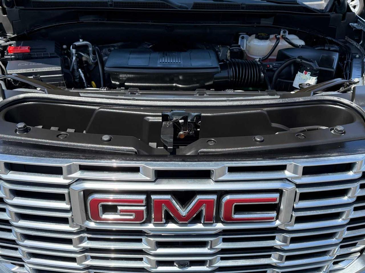 2025 GMC Yukon XL Denali Denali Irving TX