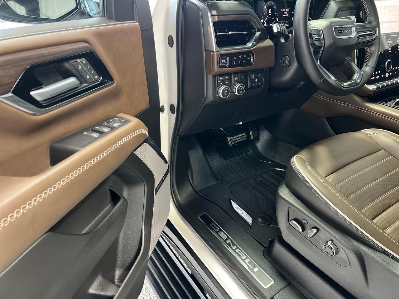 2025 GMC Yukon XL Denali Ultimate, 4x4, Night Vision, Floor Liners, Tow Tech Pkg Houston TX