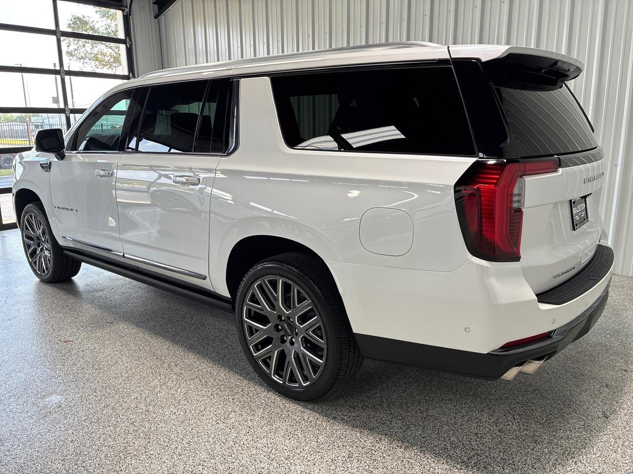 2025 GMC Yukon XL Denali Ultimate, 4x4, Night Vision, Floor Liners, Tow Tech Pkg