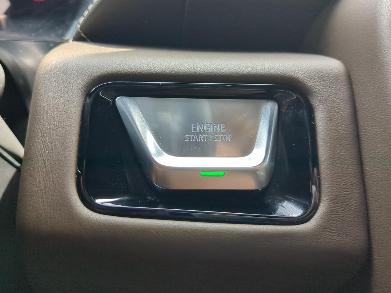 2025 GMC Yukon XL Denali Ultimate Appleton WI