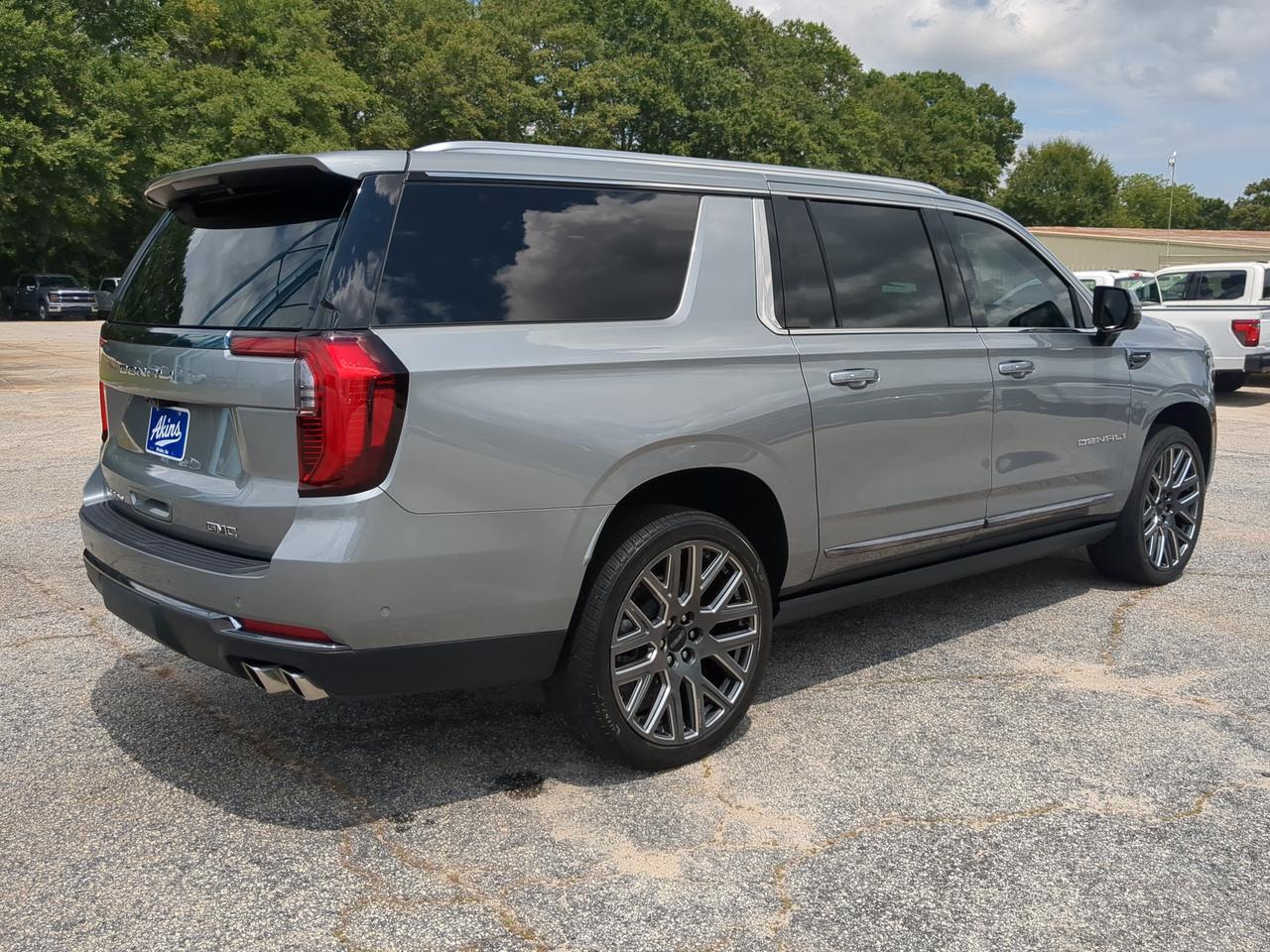 2025 GMC Yukon XL Denali Ultimate Appleton WI