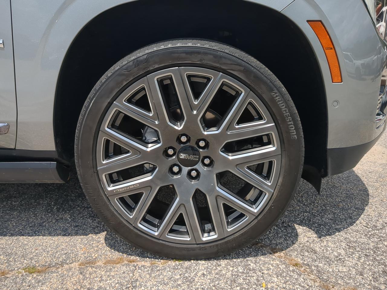 2025 GMC Yukon XL Denali Ultimate Appleton WI