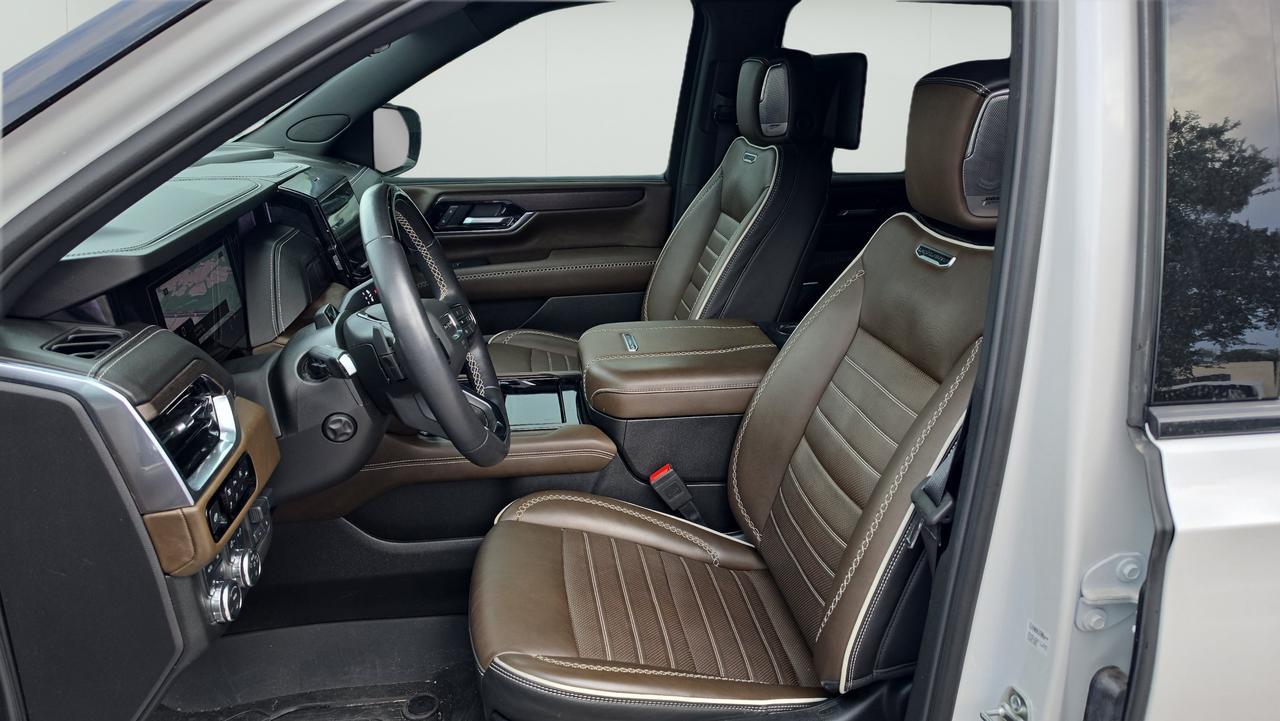 2025 GMC Yukon XL Denali Ultimate