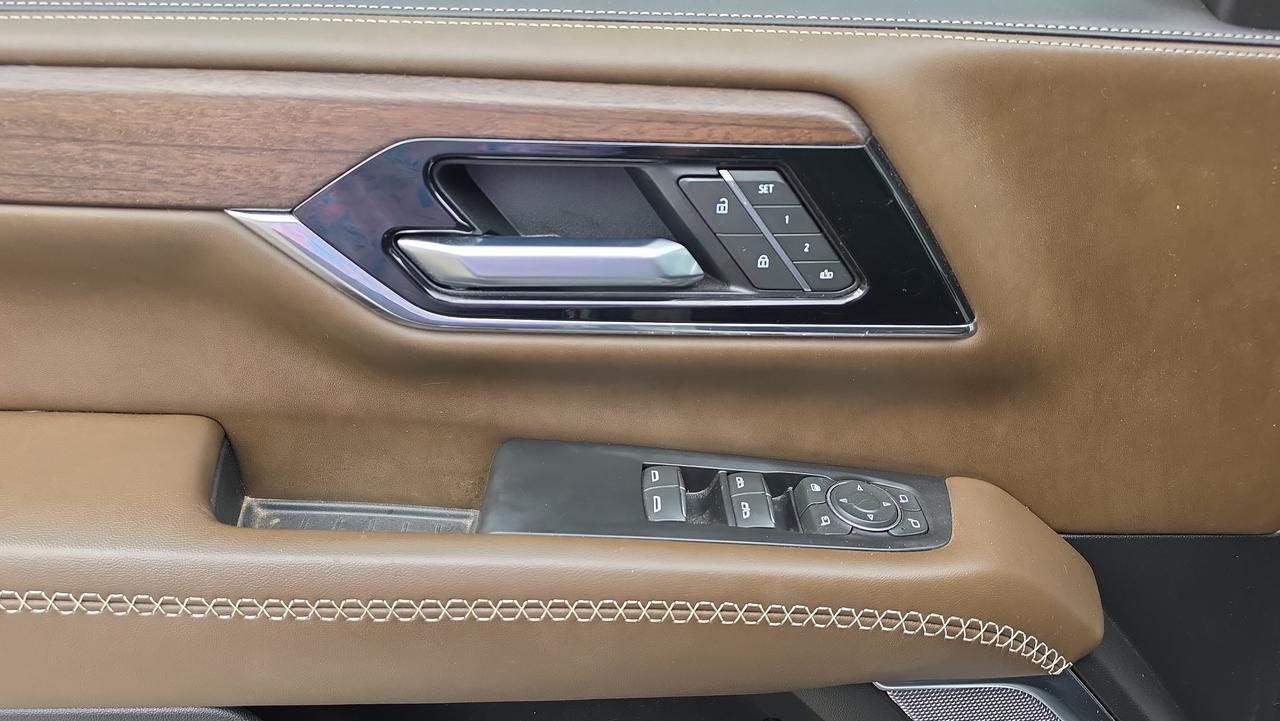 2025 GMC Yukon XL Denali Ultimate