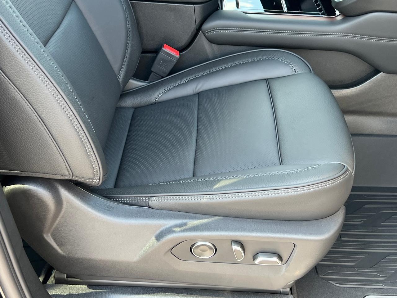 2025 GMC Yukon XL Denali Hagerstown MD
