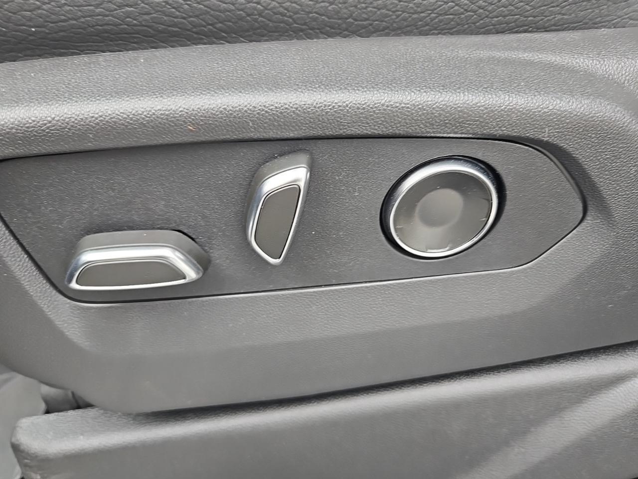 2025 GMC Yukon XL Denali Fredericksburg VA