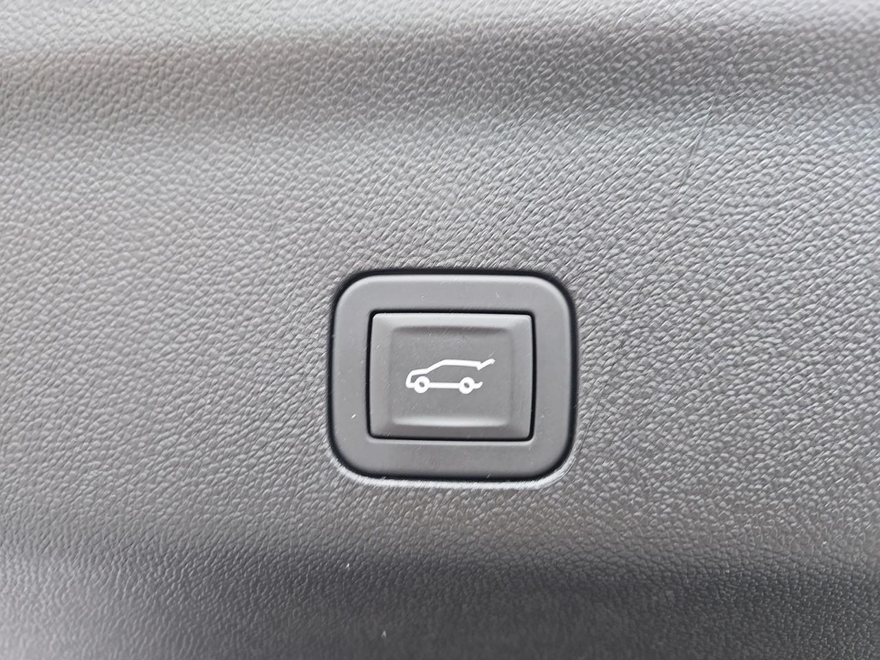 2025 GMC Yukon XL Denali Fredericksburg VA