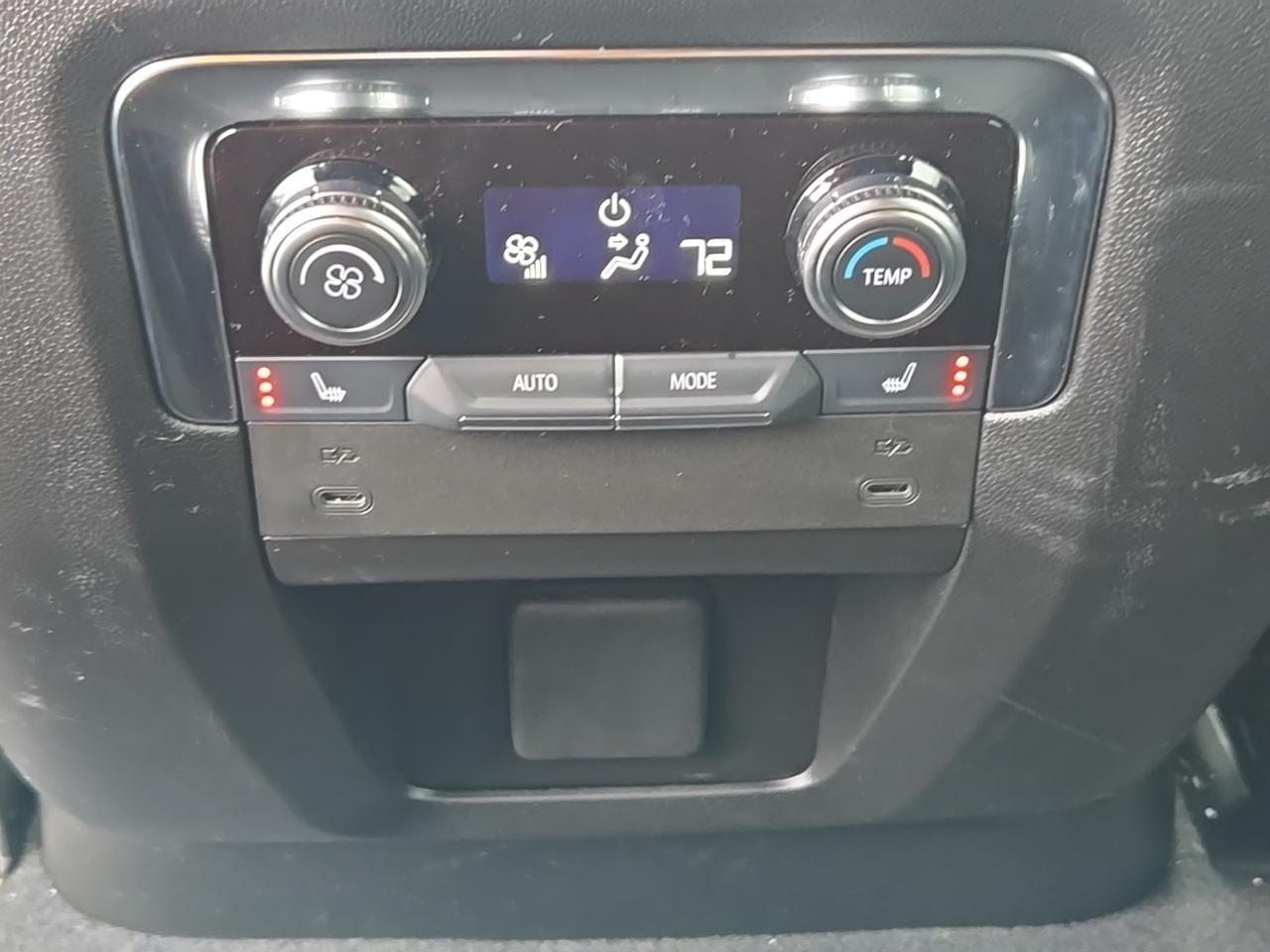 2025 GMC Yukon XL Denali Fredericksburg VA