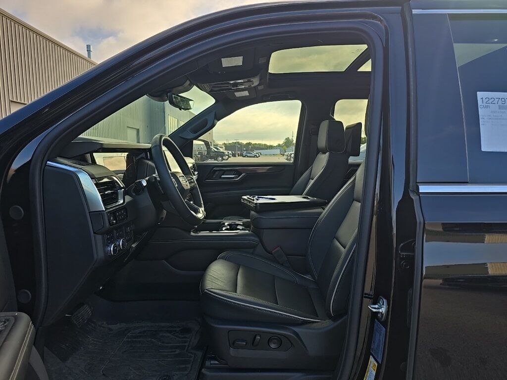 2025 GMC Yukon XL Elevation 4WD 7 Passenger Fond du Lac WI