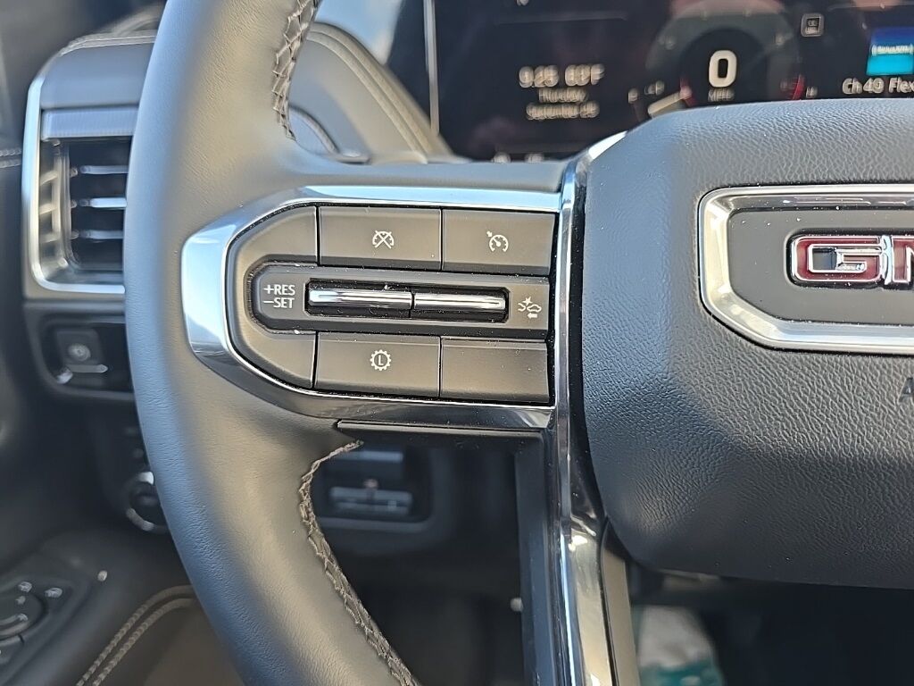 2025 GMC Yukon XL Elevation 4WD 7 Passenger Fond du Lac WI