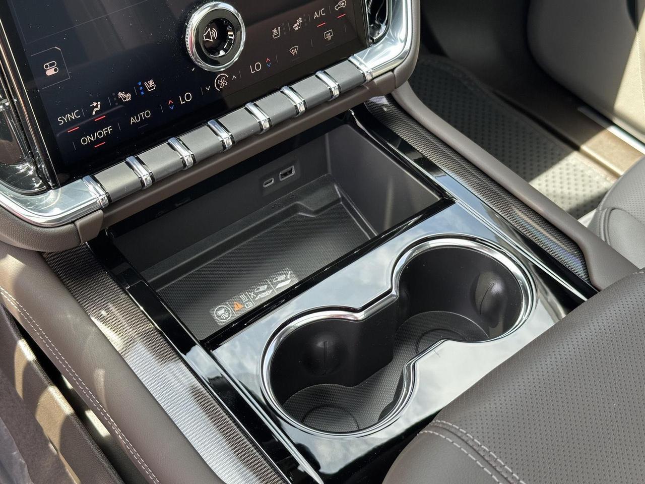 2025 GMC Yukon XL Elevation Tucson AZ