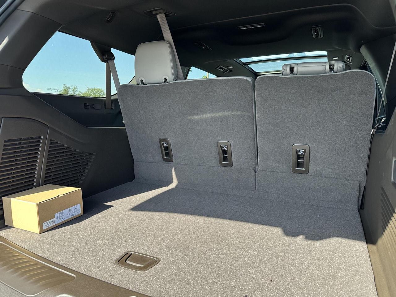2025 GMC Yukon XL Elevation Tucson AZ