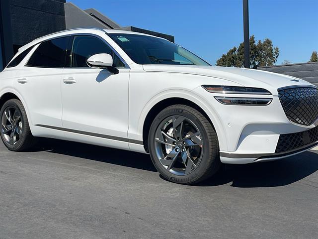 2025 Genesis Electrified GV70 Advanced AWD Corona CA