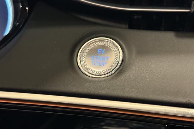2025 Genesis Electrified GV70 Advanced