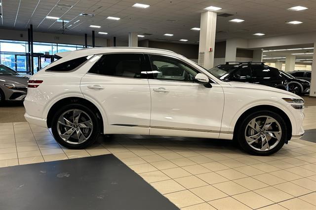2025 Genesis Electrified GV70 Advanced