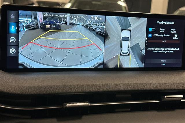 2025 Genesis Electrified GV70 Advanced