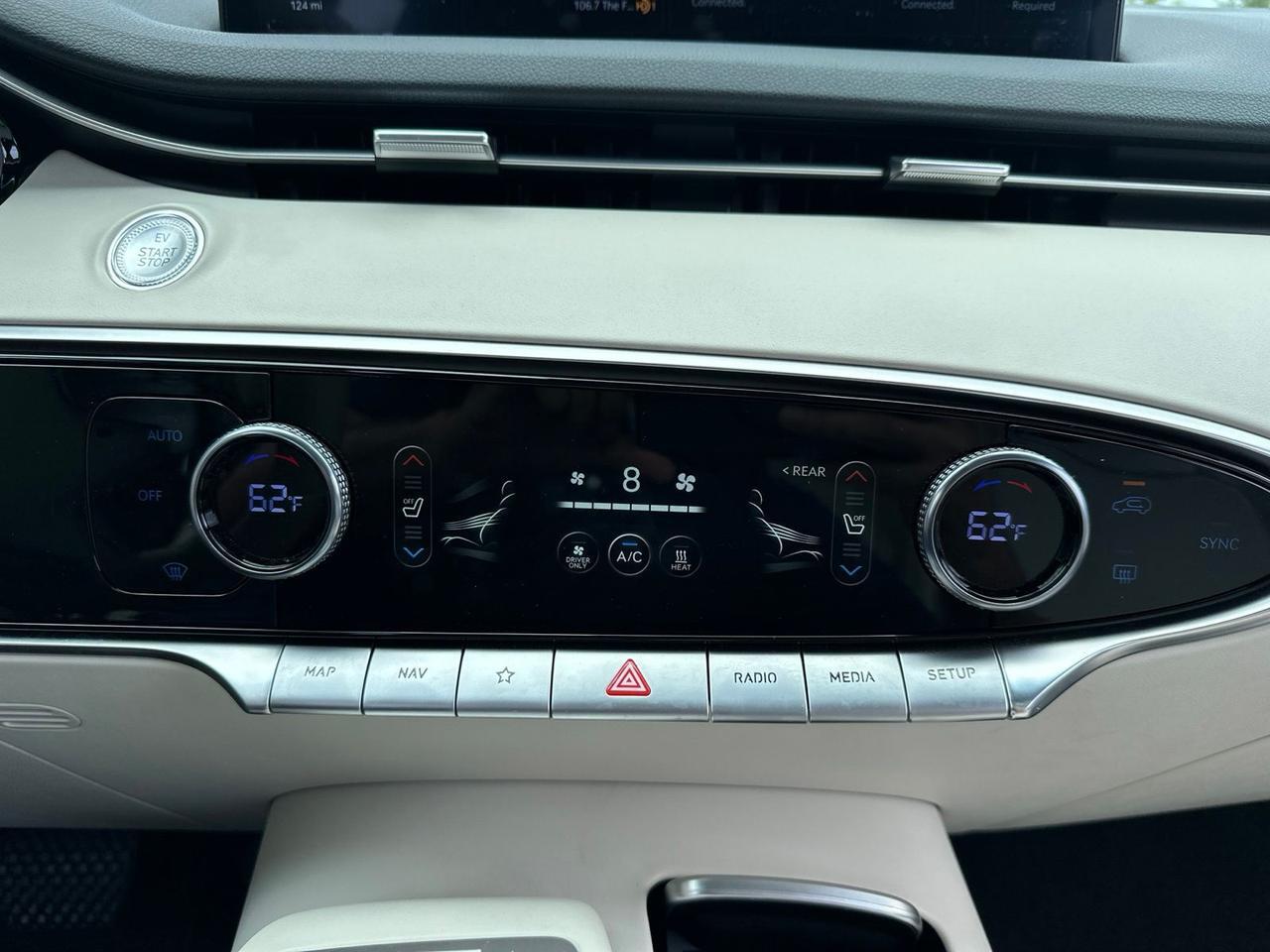 2025 Genesis Electrified GV70 Advanced Chantilly VA