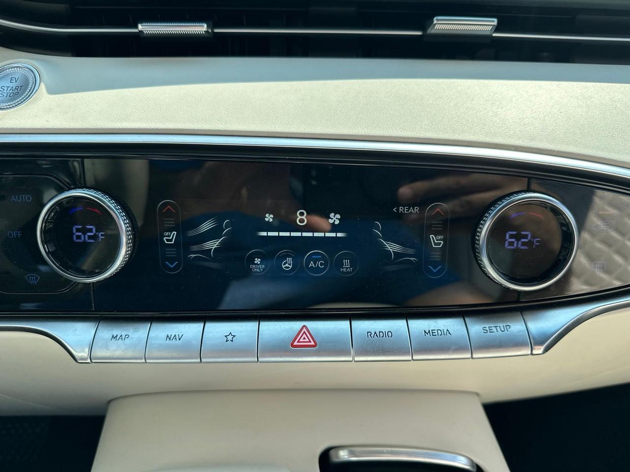 2025 Genesis Electrified GV70 Advanced Chantilly VA