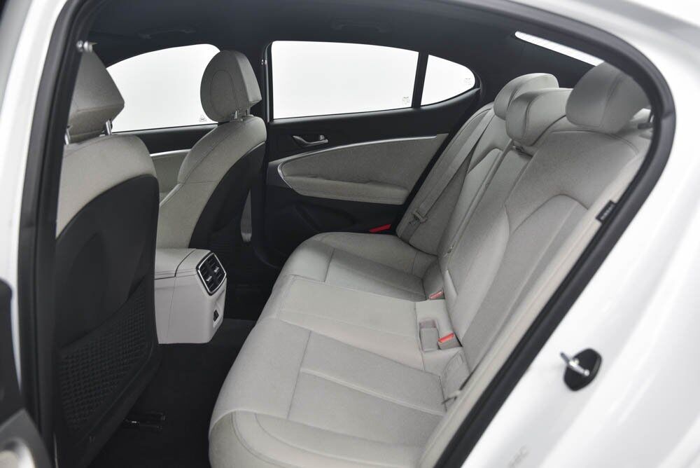 2025 Genesis G70 2.5T Akron OH