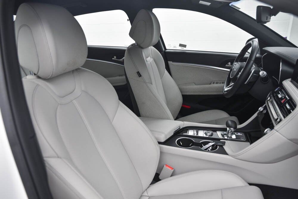 2025 Genesis G70 2.5T Akron OH