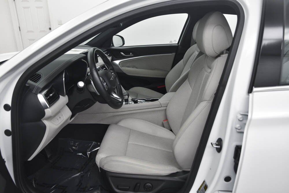 2025 Genesis G70 2.5T Akron OH