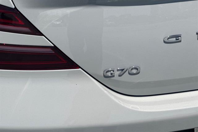 2025 Genesis G70 2.5T