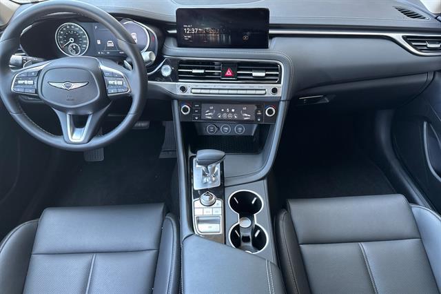 2025 Genesis G70 2.5T