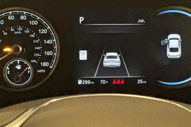 2025 Genesis G70 2.5T