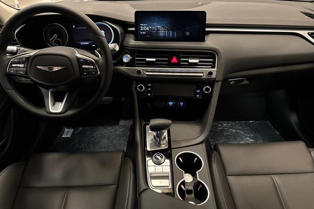 2025 Genesis G70 2.5T
