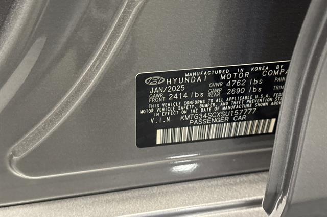 2025 Genesis G70 2.5T