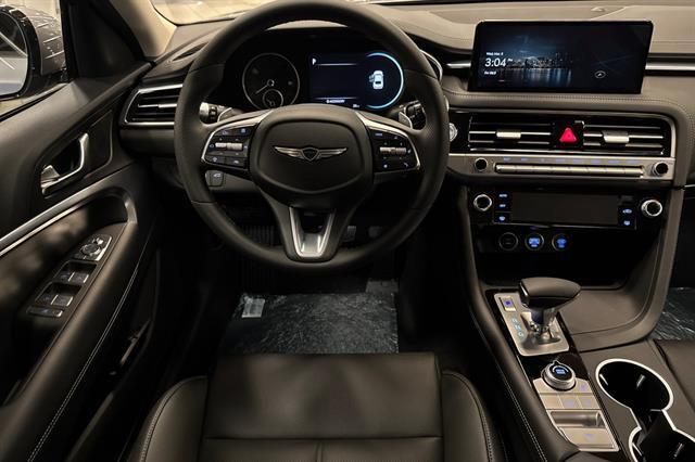 2025 Genesis G70 2.5T