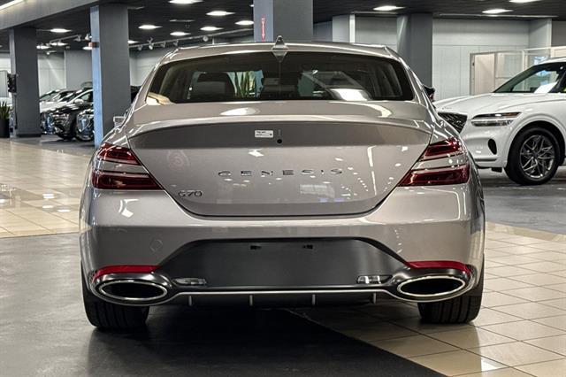 2025 Genesis G70 2.5T