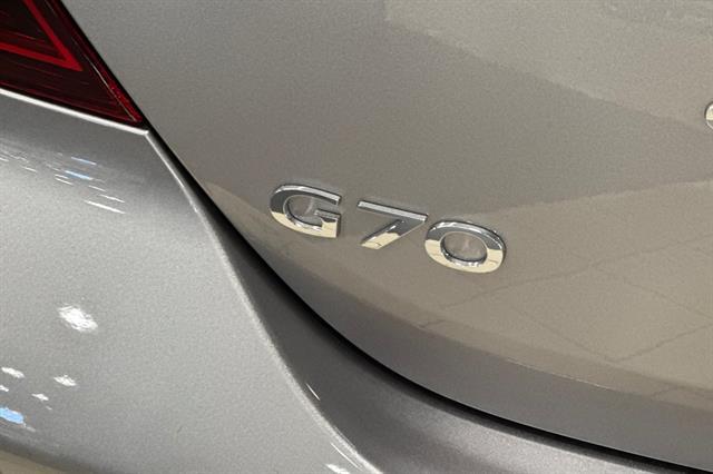 2025 Genesis G70 2.5T