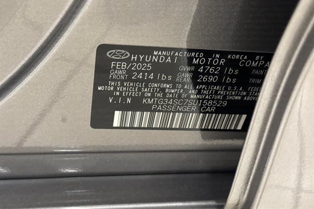 2025 Genesis G70 2.5T