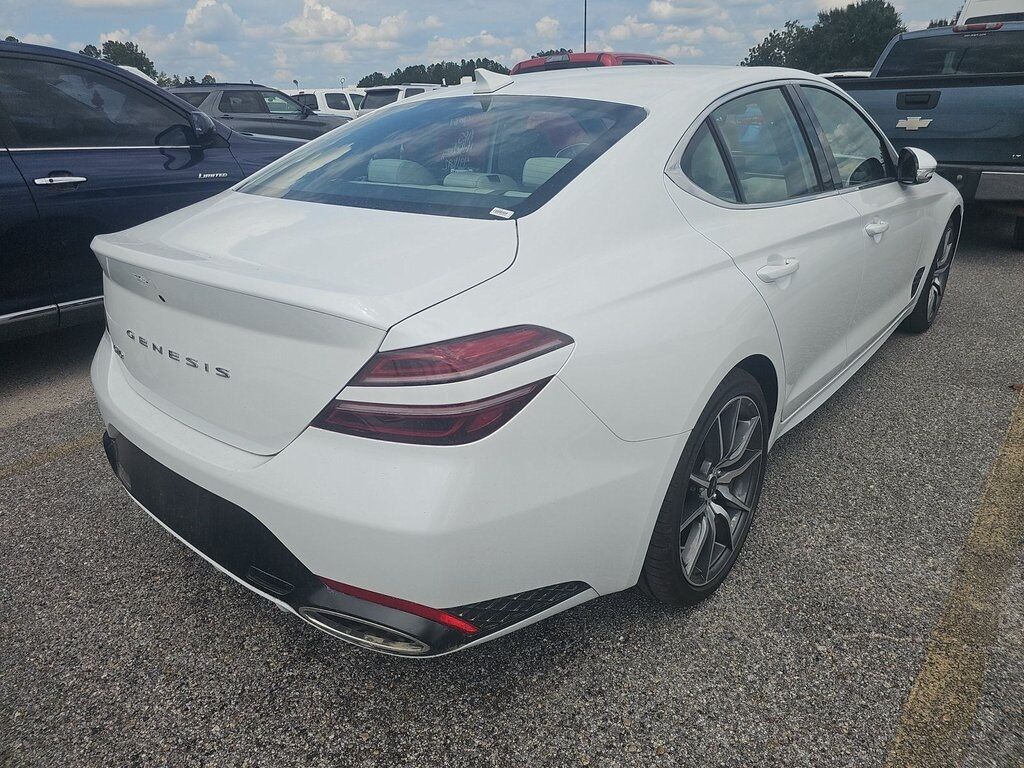 2025 Genesis G70 2.5T photo 2