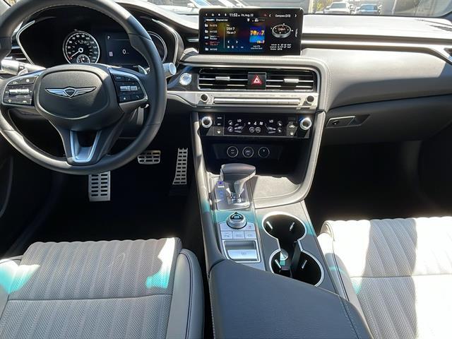 2025 Genesis G70 2.5T Prestige Corona CA