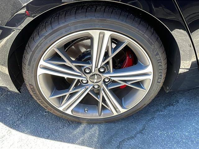 2025 Genesis G70 2.5T Prestige Corona CA