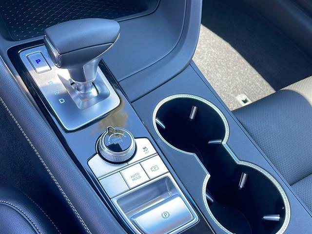 2025 Genesis G70 2.5T Prestige Corona CA