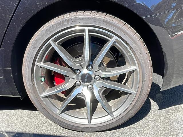 2025 Genesis G70 2.5T Prestige Corona CA