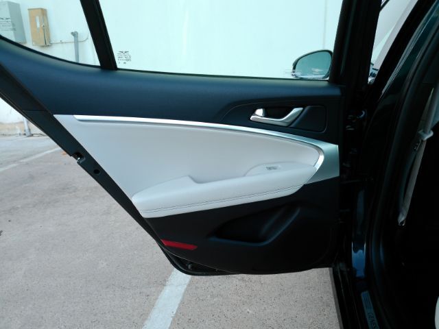 2025 Genesis G70 2.5T RWD Plano TX