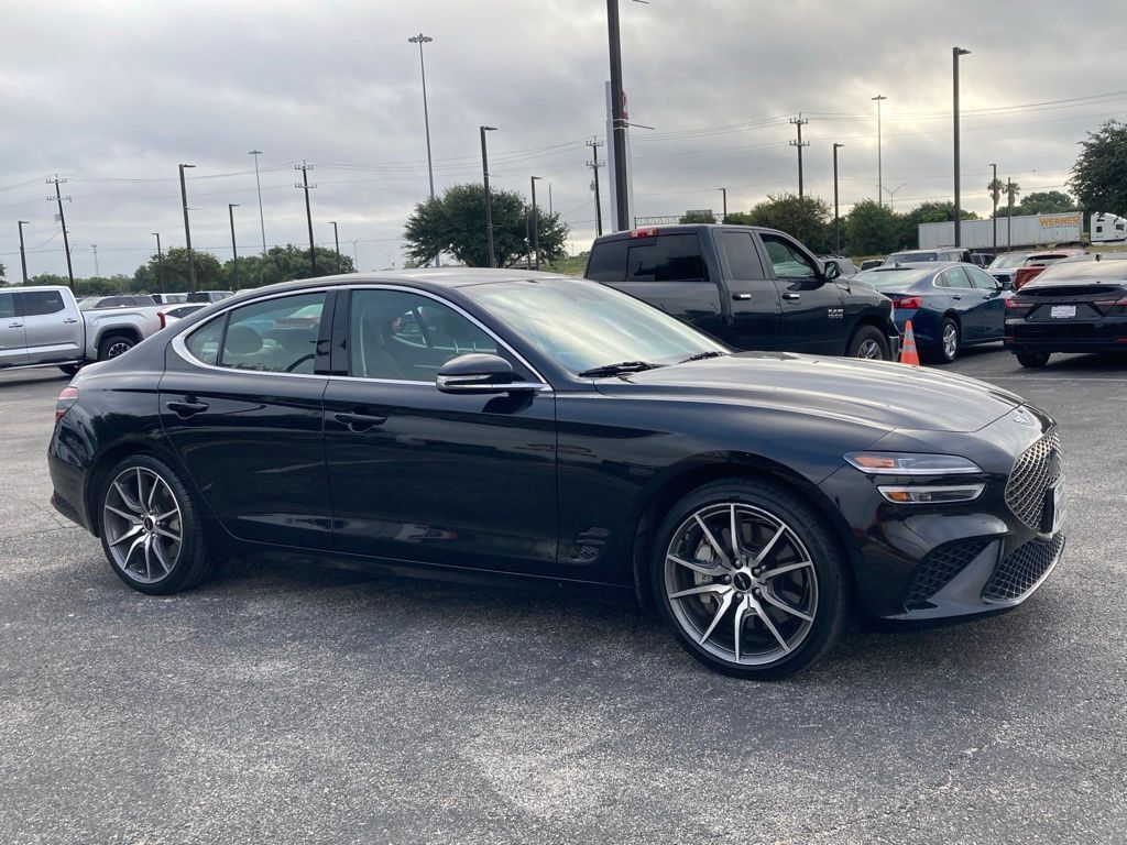 2025 Genesis G70 2.5T