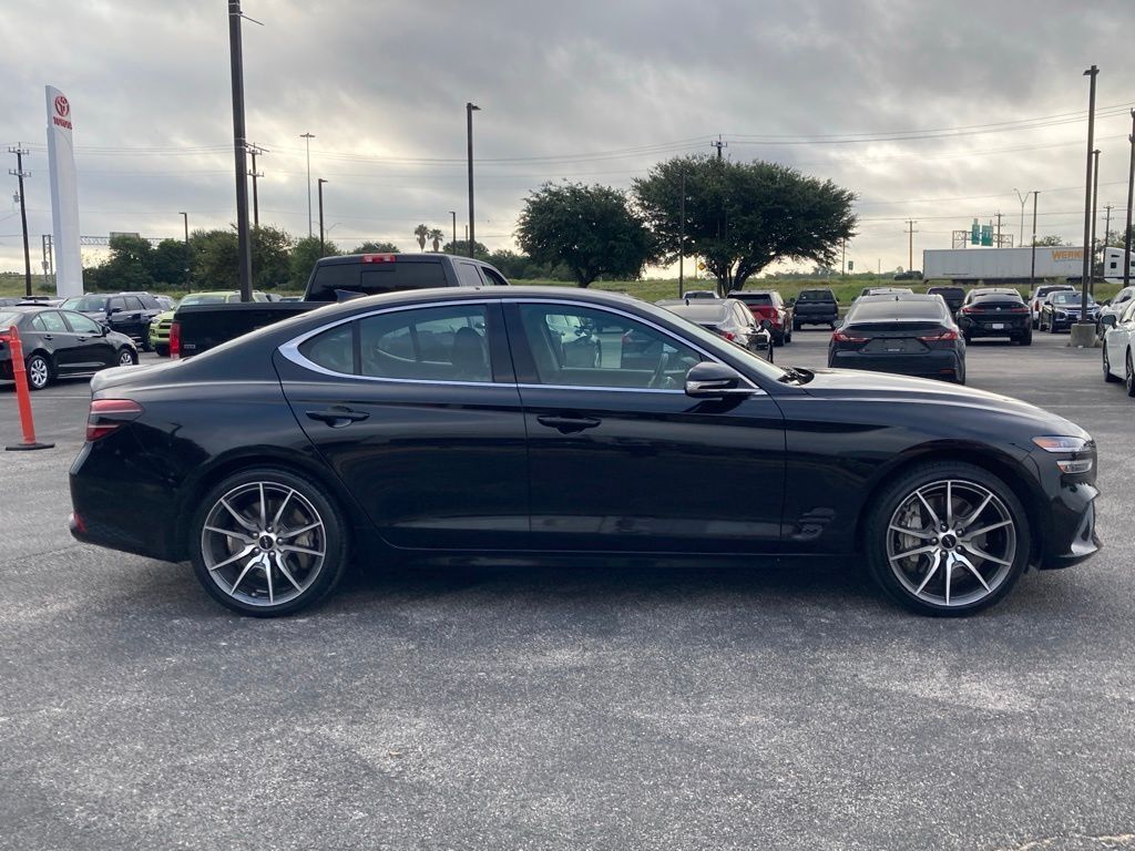 2025 Genesis G70 2.5T