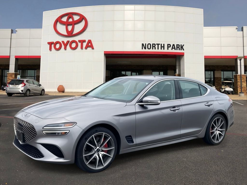 2025 Genesis G70