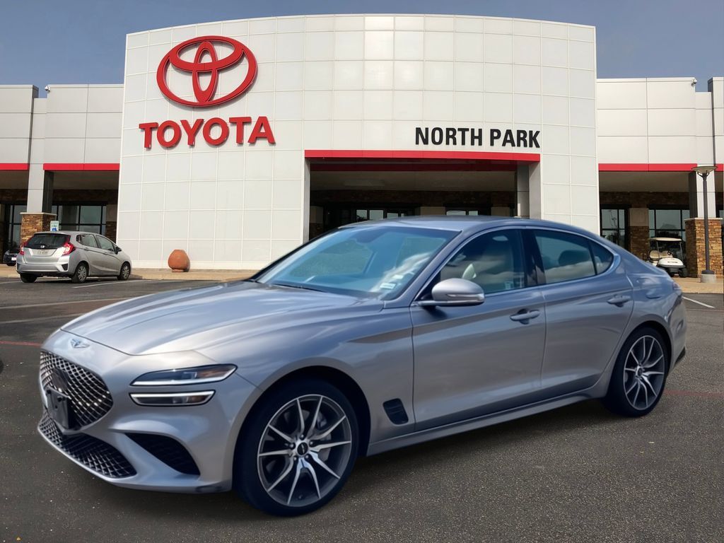 2025 Genesis G70 2.5T