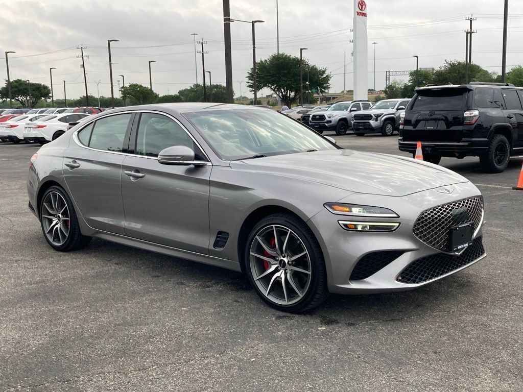 2025 Genesis G70 2.5T