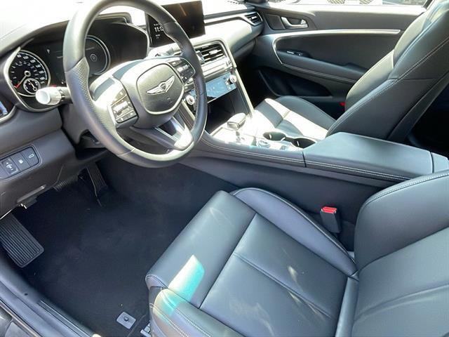 2025 Genesis G70 2.5T Standard Corona CA